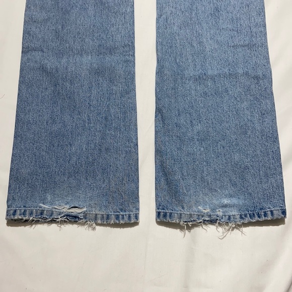Silver Clothing Company Jeans. Size tags says 30x34 But measured at 35 in inseam - Picture 8 of 12